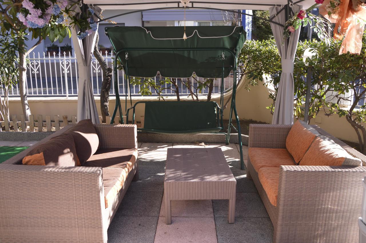 Hotel Fucsia Riccione Exteriör bild